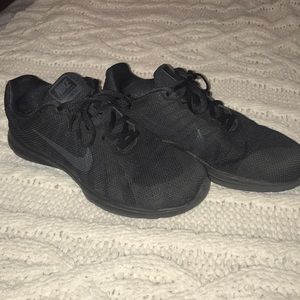 All black Nike in season training 6’s